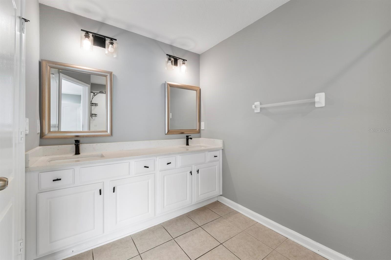 BAY AT CYPRESS CREEK - Residential Lease