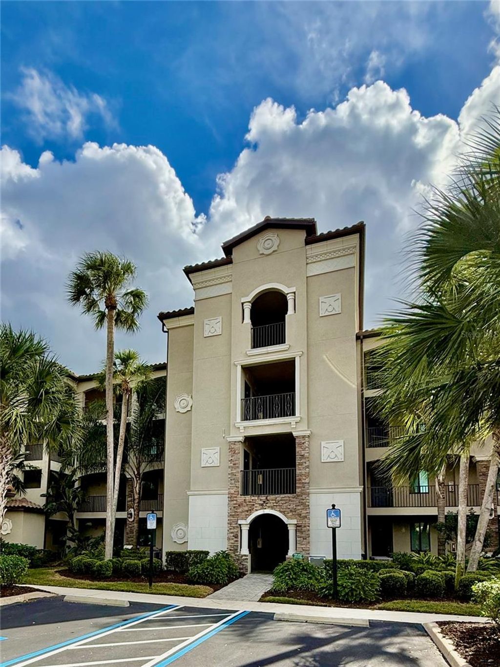 Photo of 17118 Vardon Terrace #304, Bradenton, FL 34211 (MLS # A4675253)