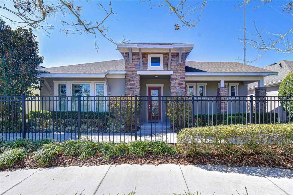 Photo of 6005 Sparrowhead Way, Lithia, FL 33547 (MLS # TB8474514)