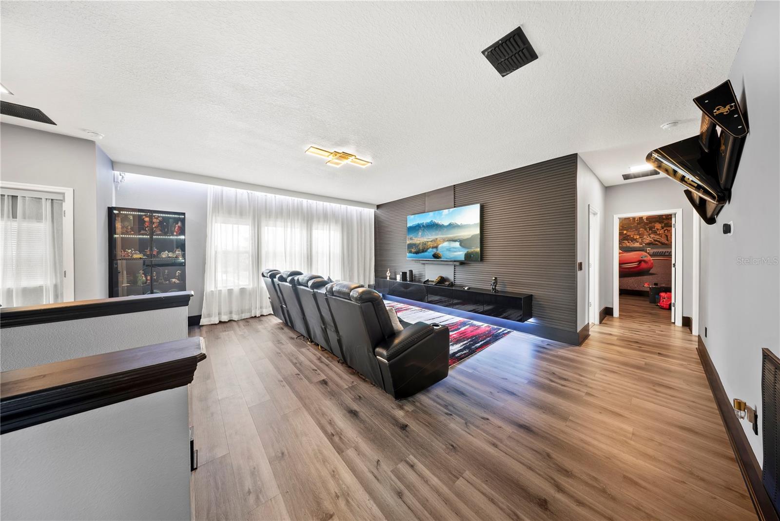ROYAL LEGACY ESTATES - Residential
