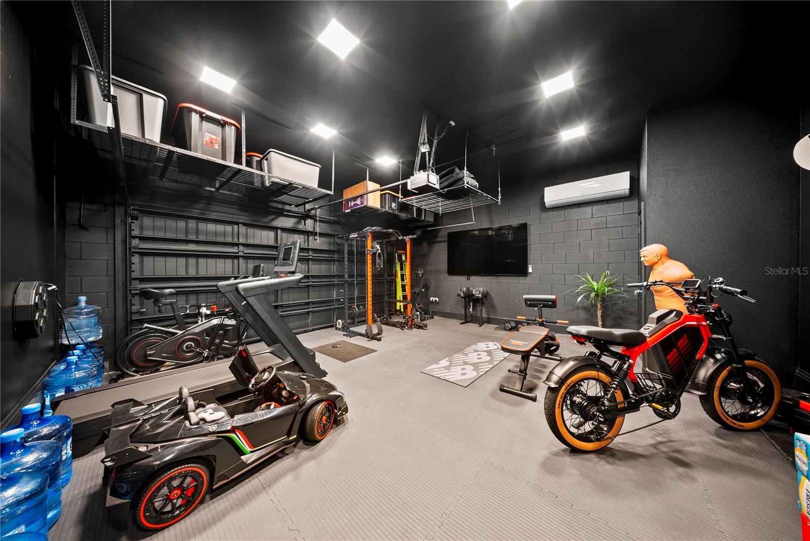 ROYAL LEGACY ESTATES - Residential