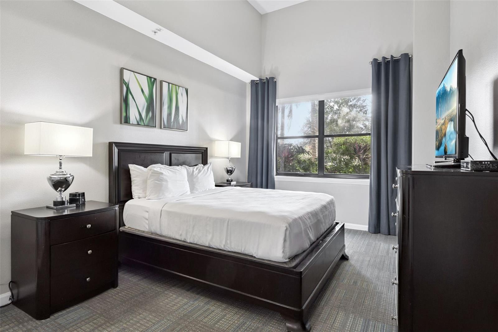 GROVE RESIDENCE & SPA HOTEL CONDO 1 - Residential