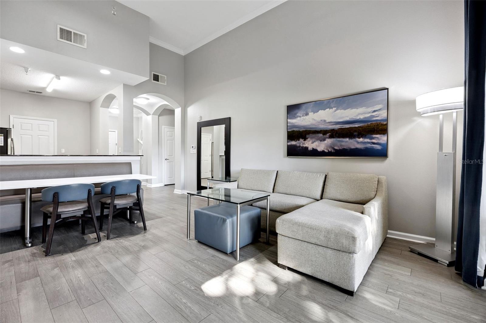 GROVE RESIDENCE & SPA HOTEL CONDO 1 - Residential