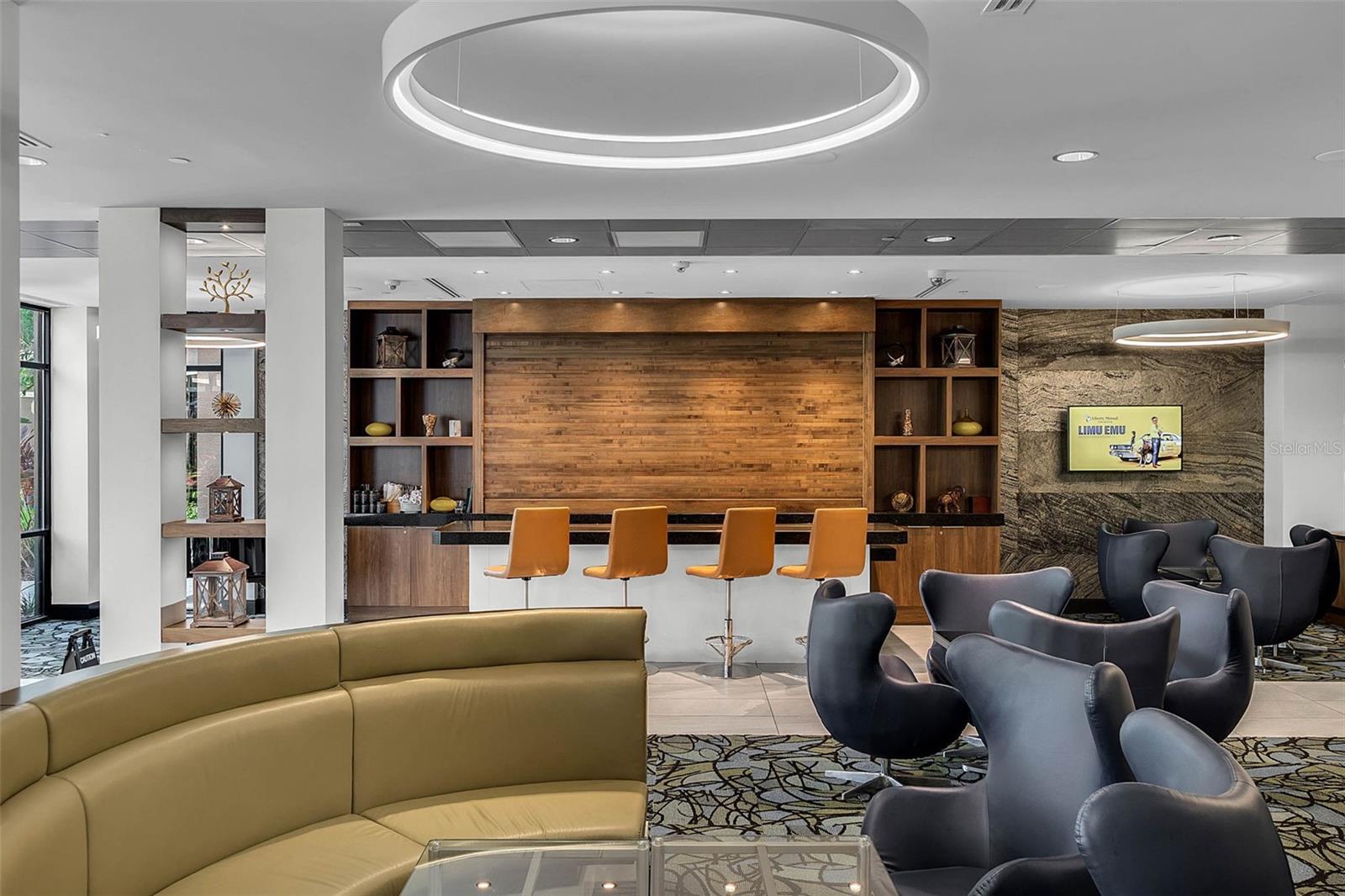 GROVE RESIDENCE & SPA HOTEL CONDO 1 - Residential