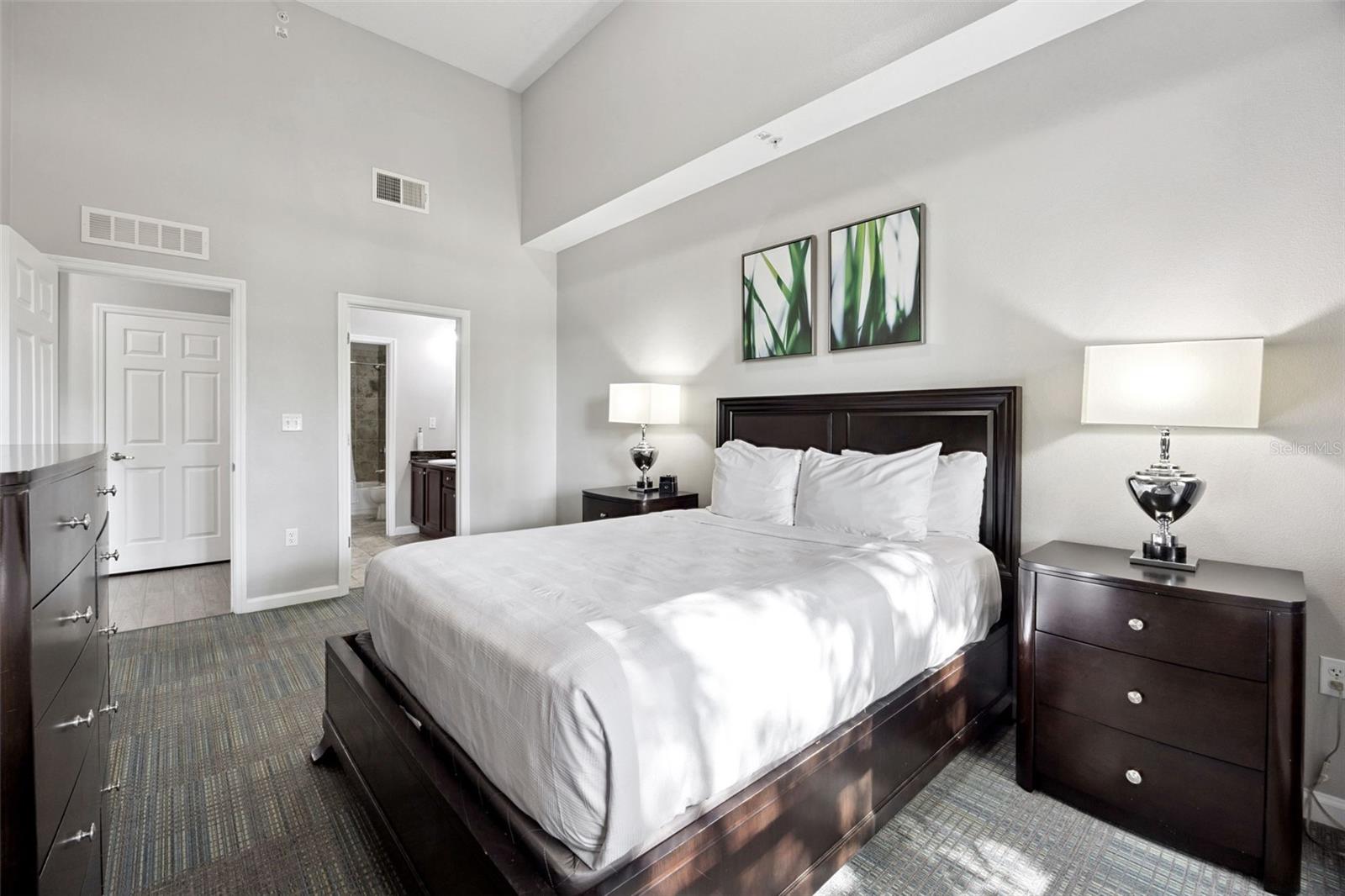 GROVE RESIDENCE & SPA HOTEL CONDO 1 - Residential