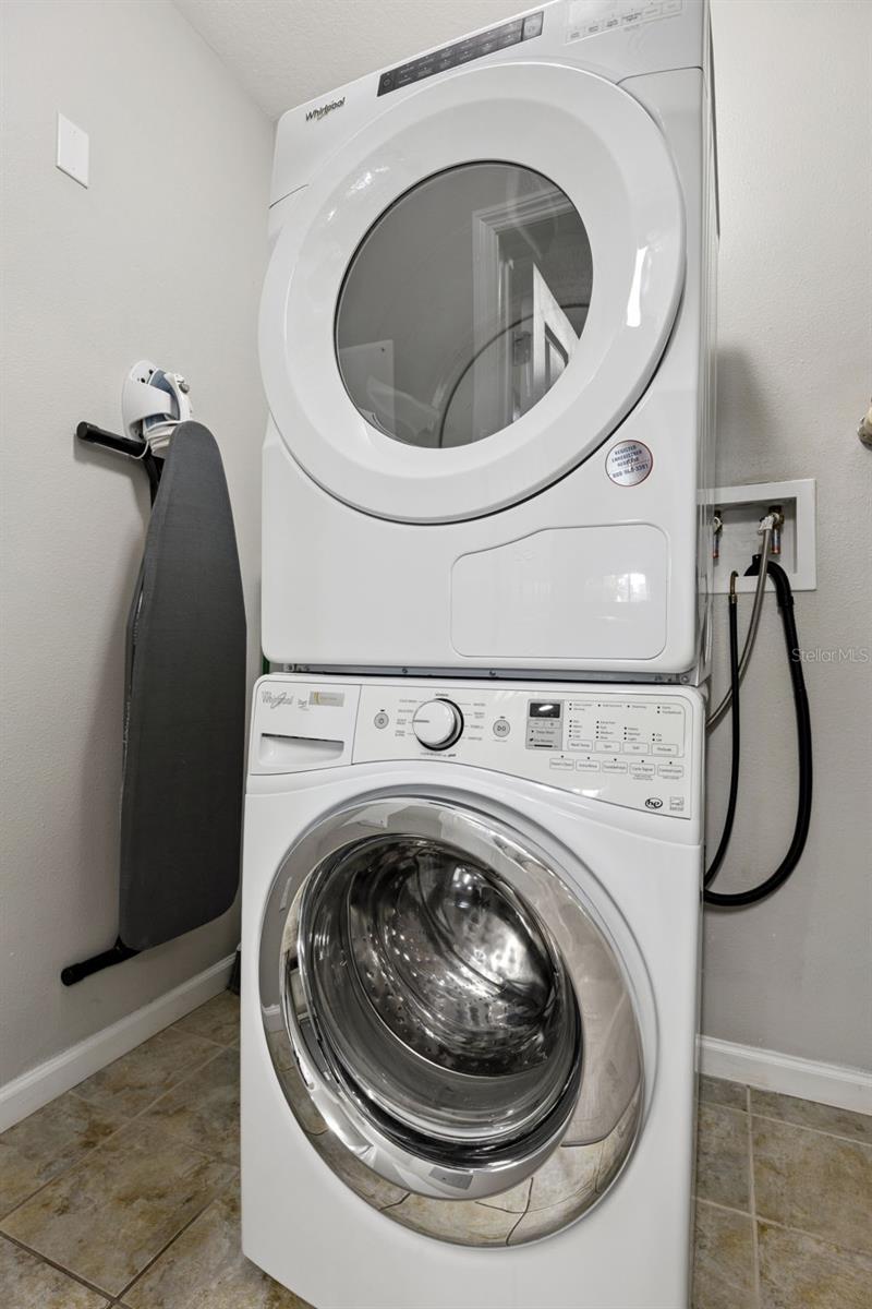 GROVE RESIDENCE & SPA HOTEL CONDO 1 - Residential