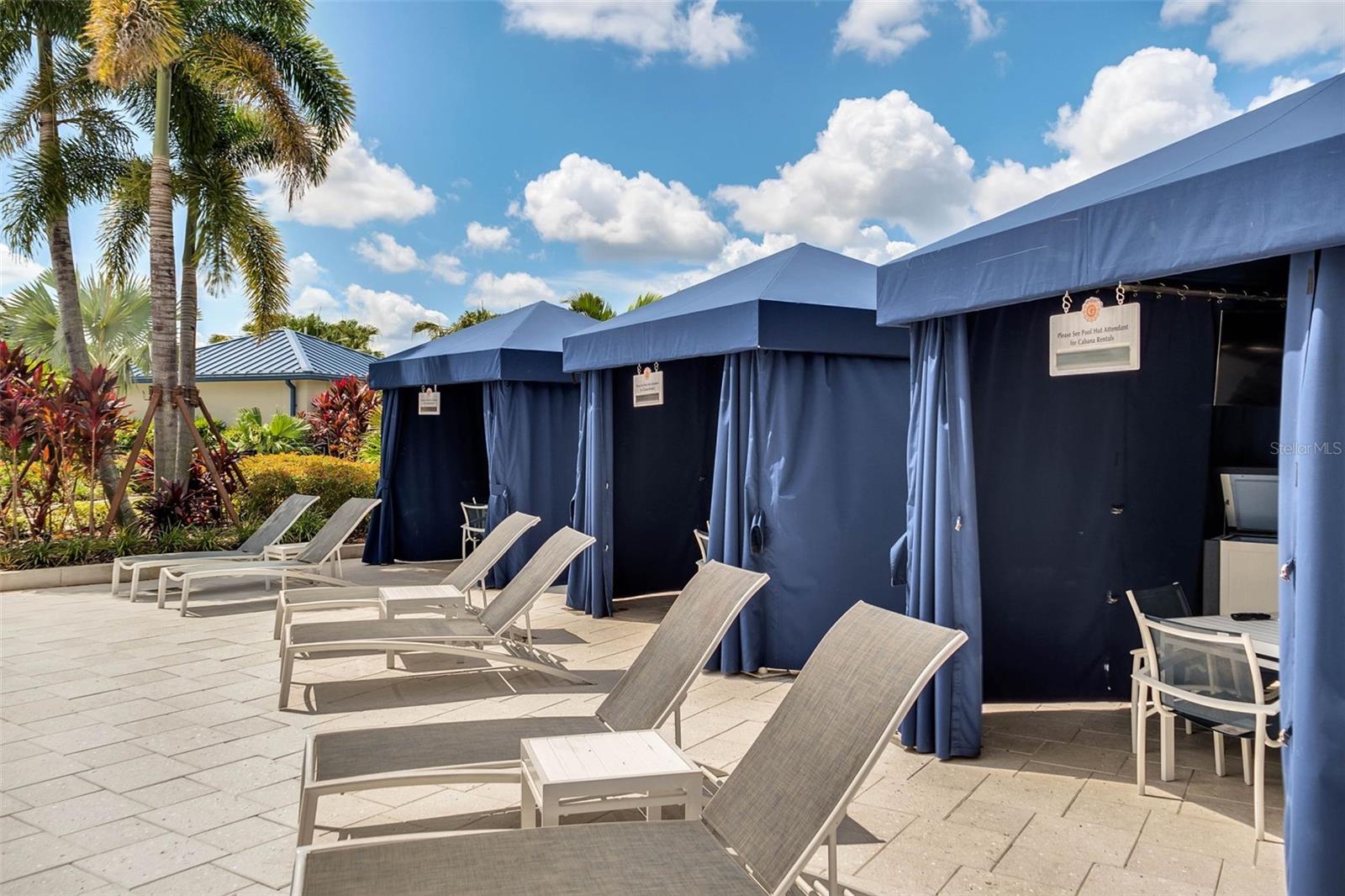 GROVE RESIDENCE & SPA HOTEL CONDO 1 - Residential