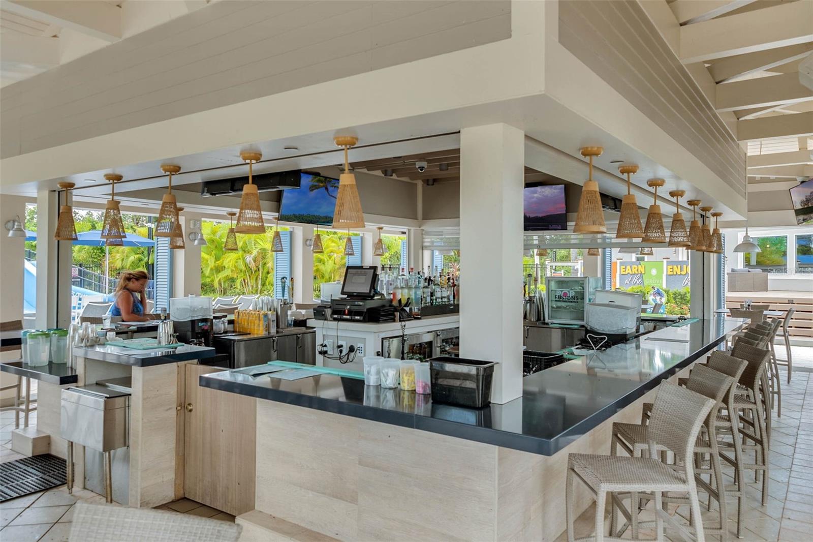 GROVE RESIDENCE & SPA HOTEL CONDO 1 - Residential