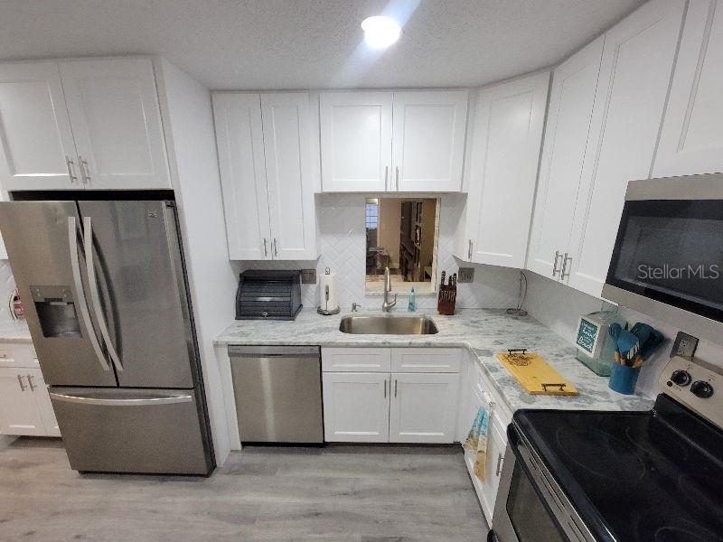 HANAN PARK REV UNIT 01 - Residential Lease
