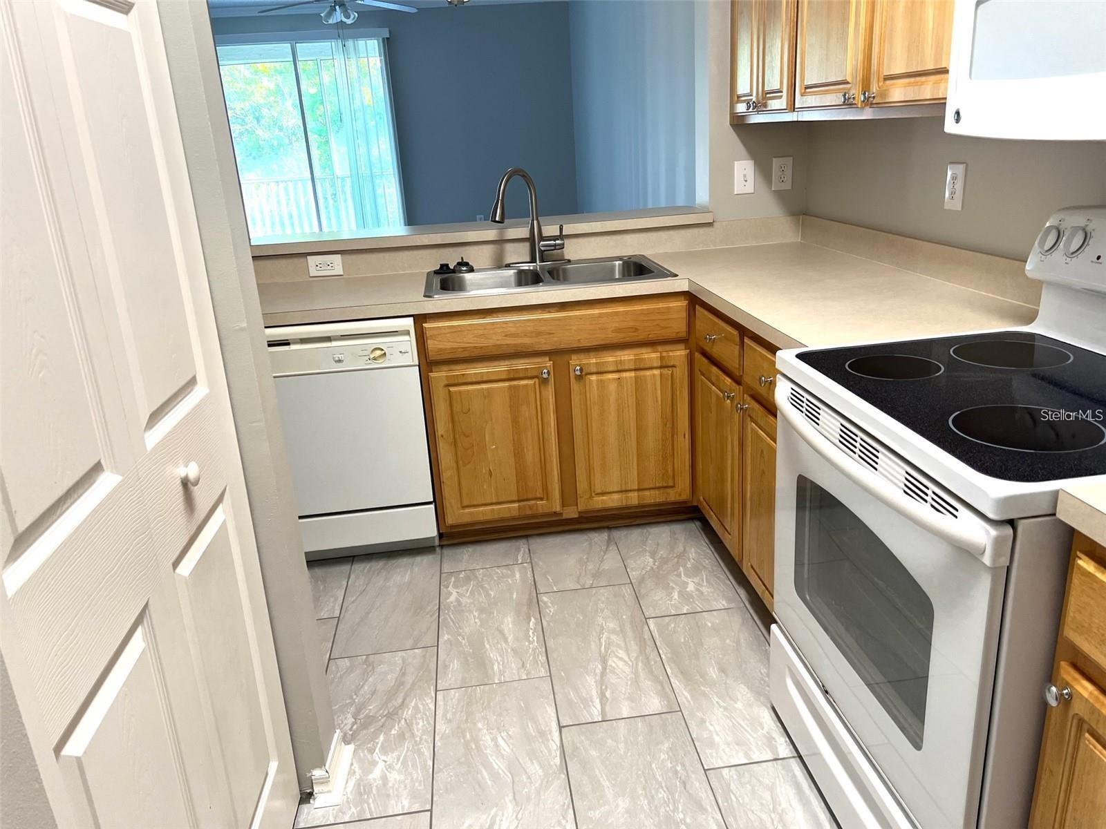 LAS PALMAS OF SARASOTA - Residential Lease