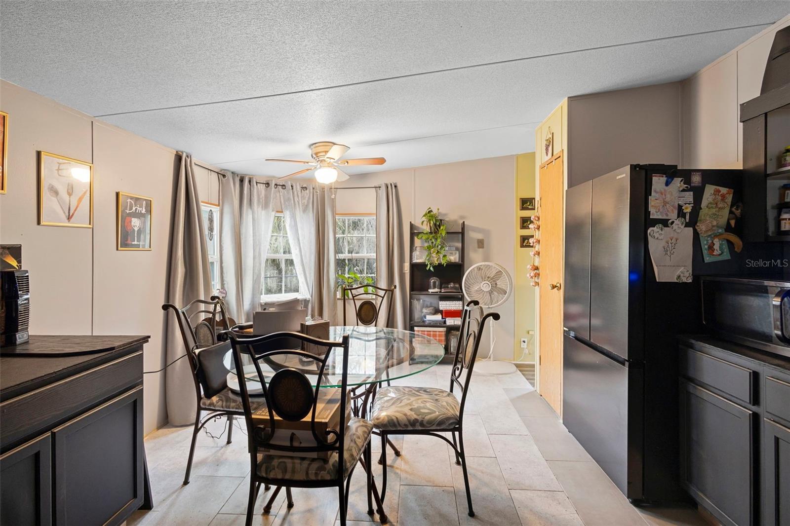 LEISURE WORLD PARK - Residential