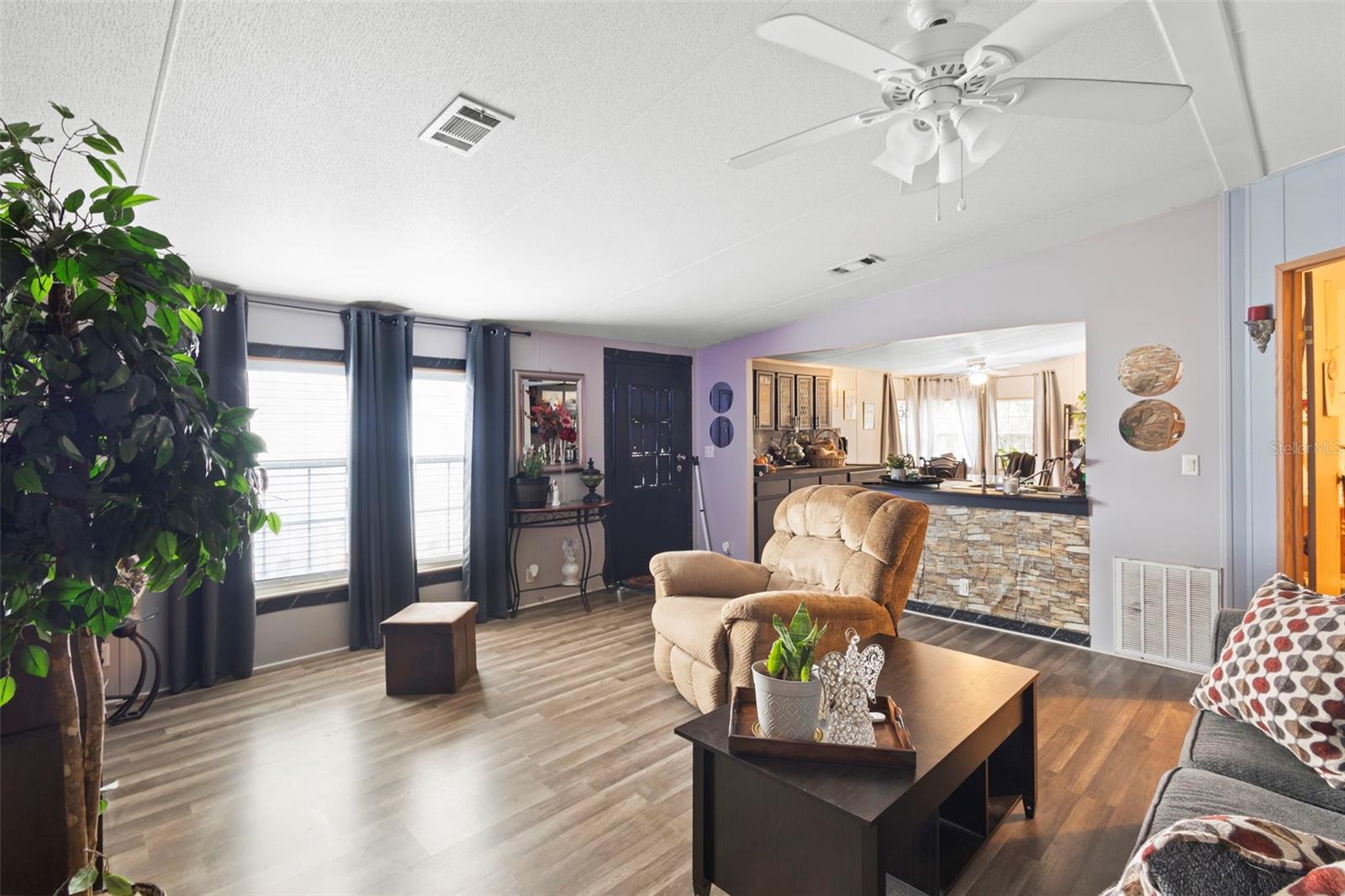 LEISURE WORLD PARK - Residential