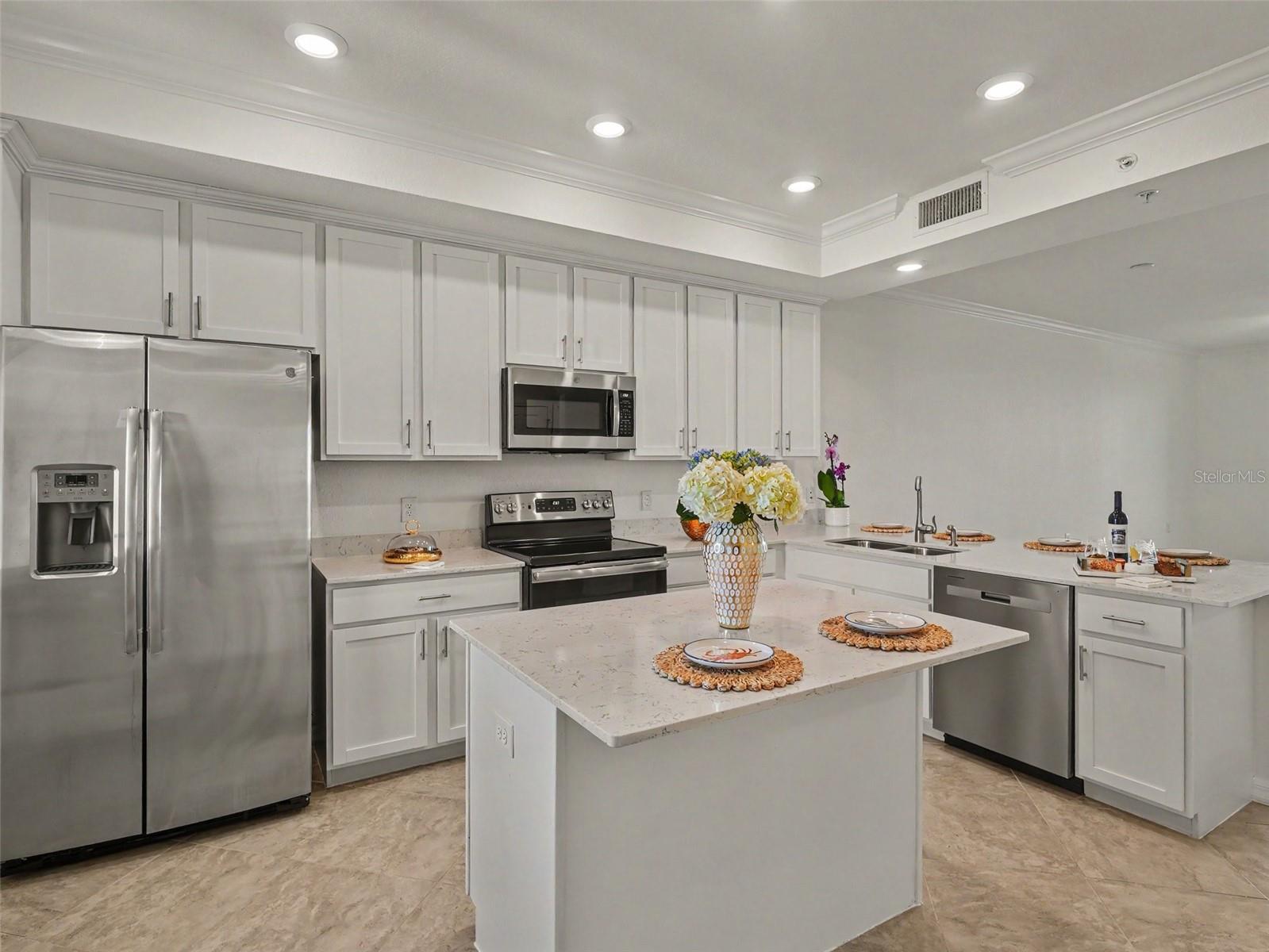 1010 TIDEWATER SHORES LOOP 304, BRADENTON, FL, 34208 4 1010 TIDEWATER SHORES LOOP 304