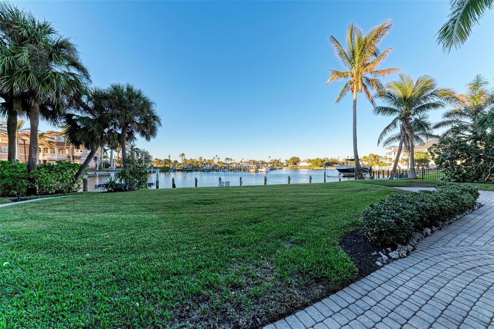 GRASSY POINT ESTATES - Residential