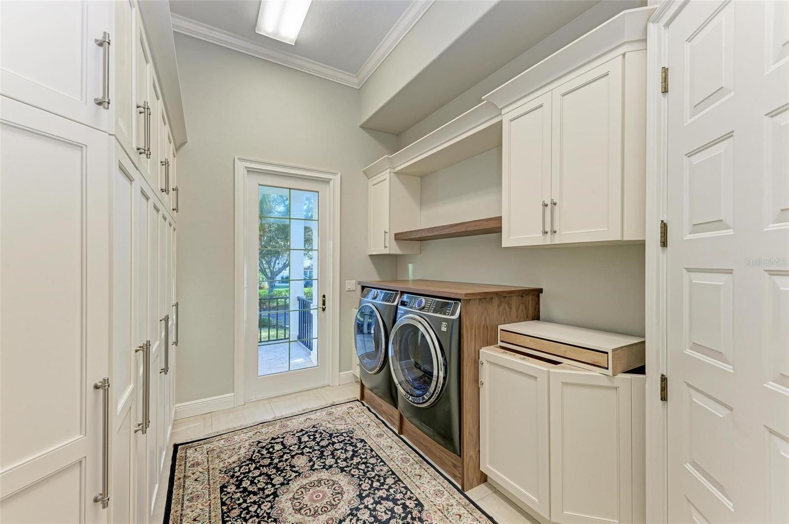 GRASSY POINT ESTATES - Residential