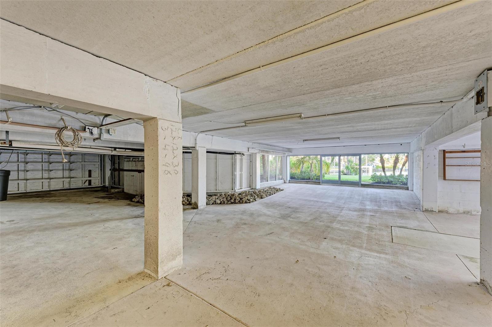 GRASSY POINT ESTATES - Residential