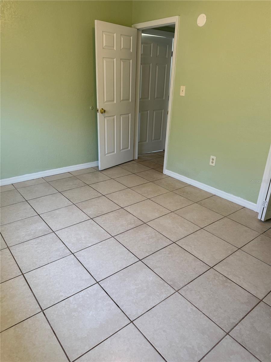 RICHLAND MANOR - Residential Lease