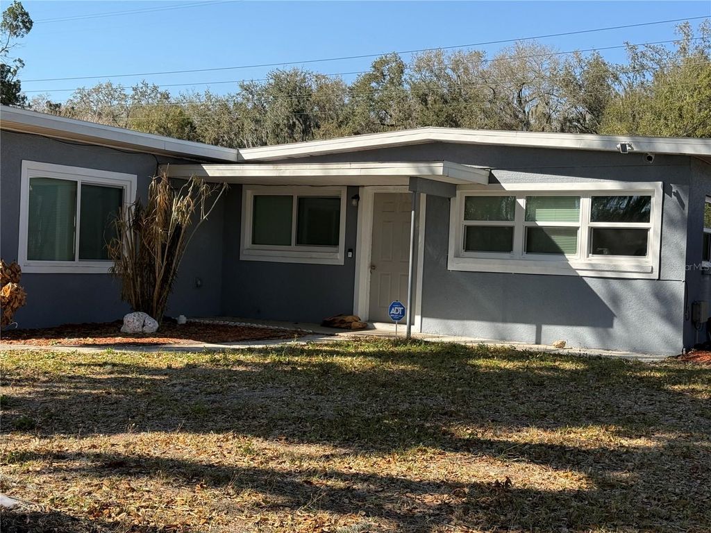 Photo of 720 Manor Drive, Bartow, FL 33830 (MLS # P4937974)