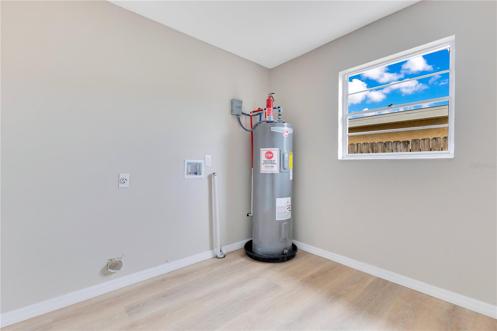 CARIBBEAN ISLES UNIT 01 - Residential