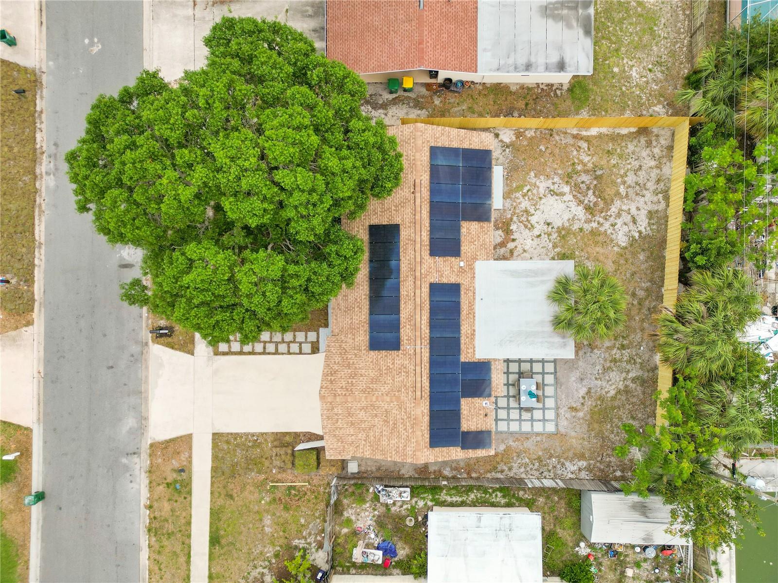 CARIBBEAN ISLES UNIT 01 - Residential