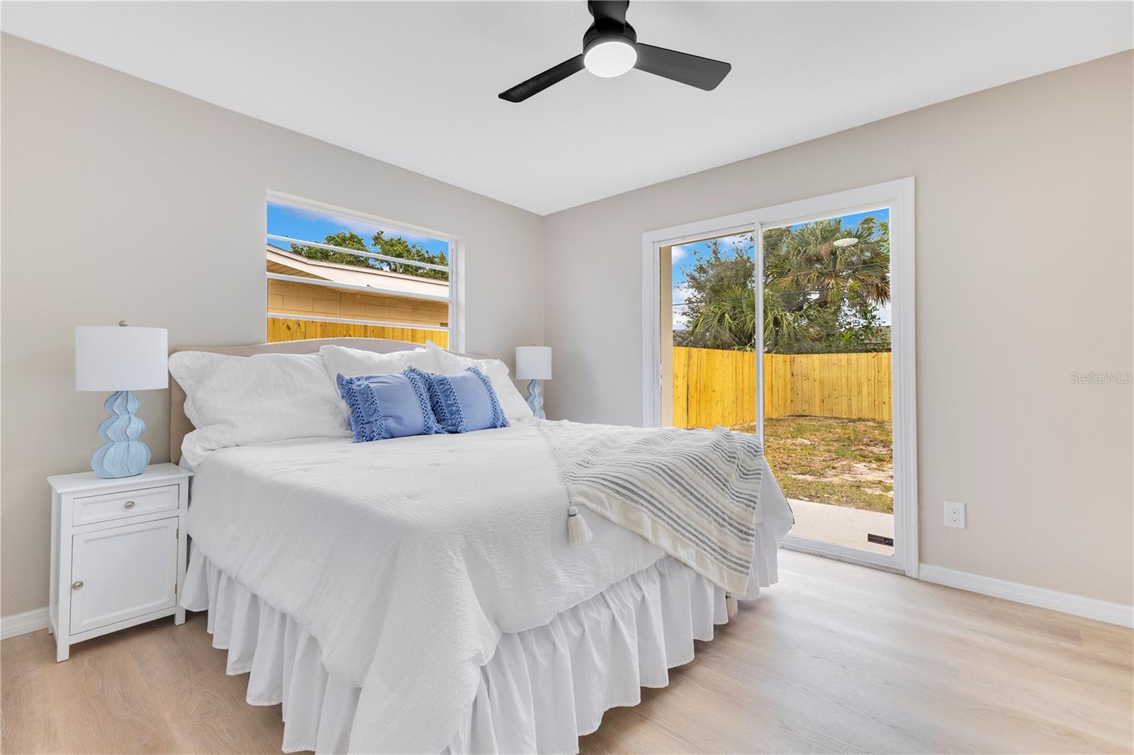 CARIBBEAN ISLES UNIT 01 - Residential