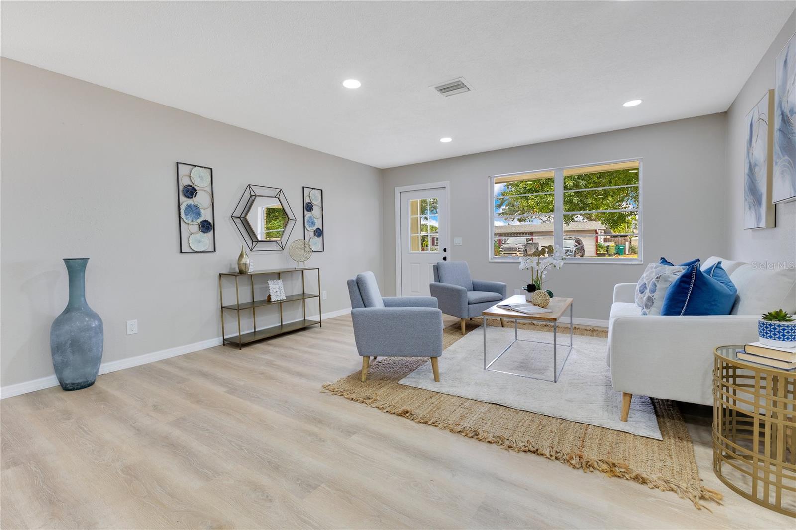 1340 LESTER COURT