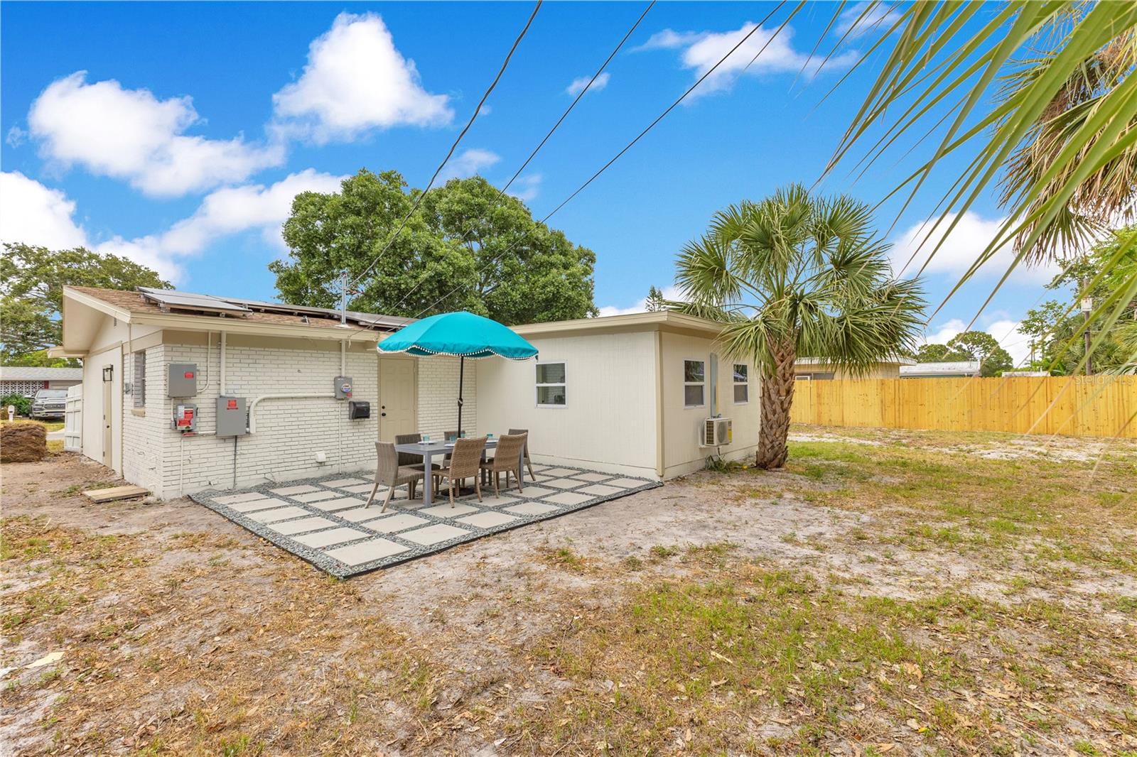 CARIBBEAN ISLES UNIT 01 - Residential