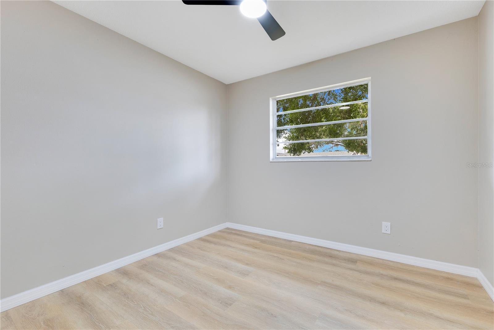 CARIBBEAN ISLES UNIT 01 - Residential