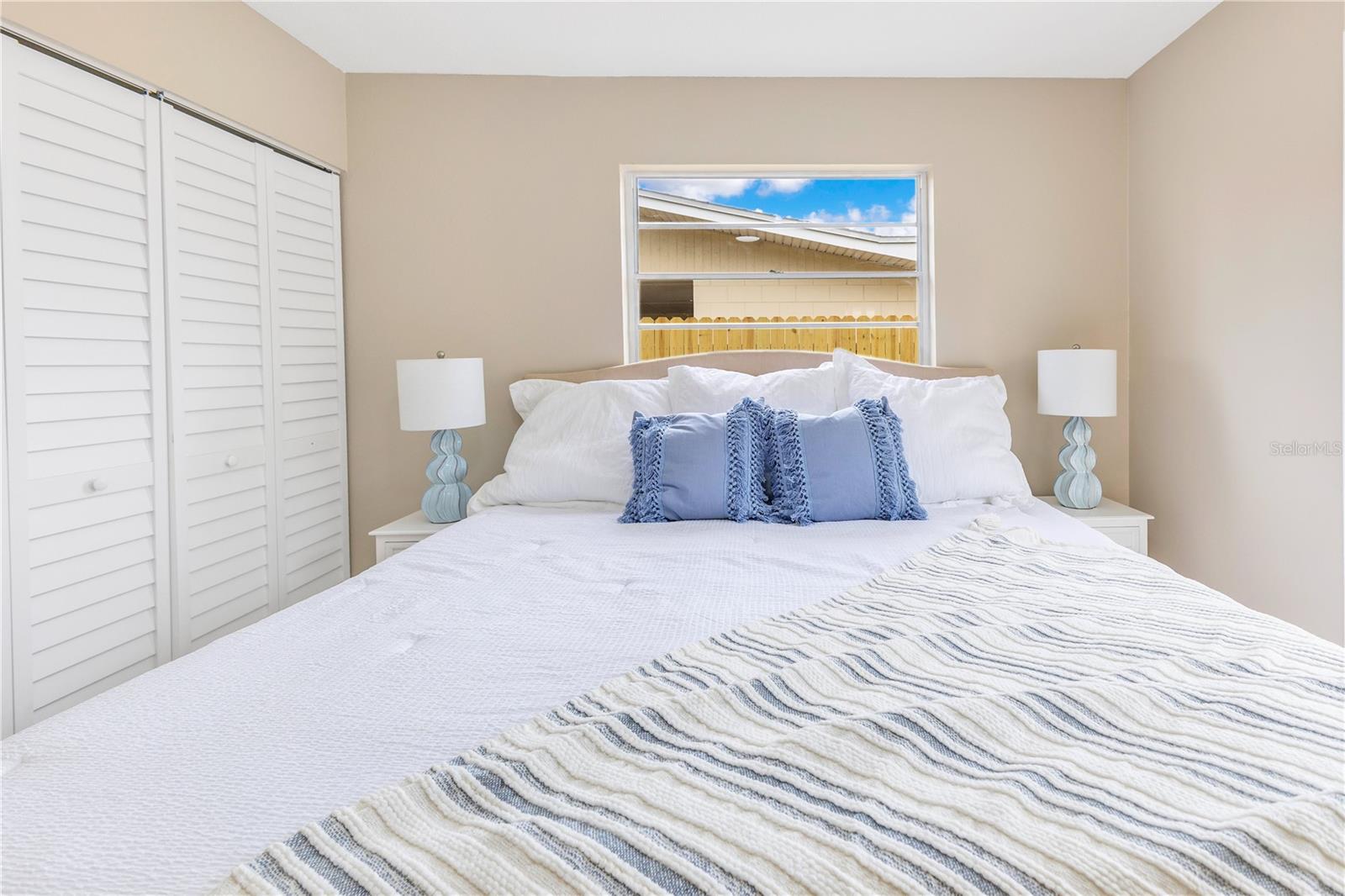 CARIBBEAN ISLES UNIT 01 - Residential