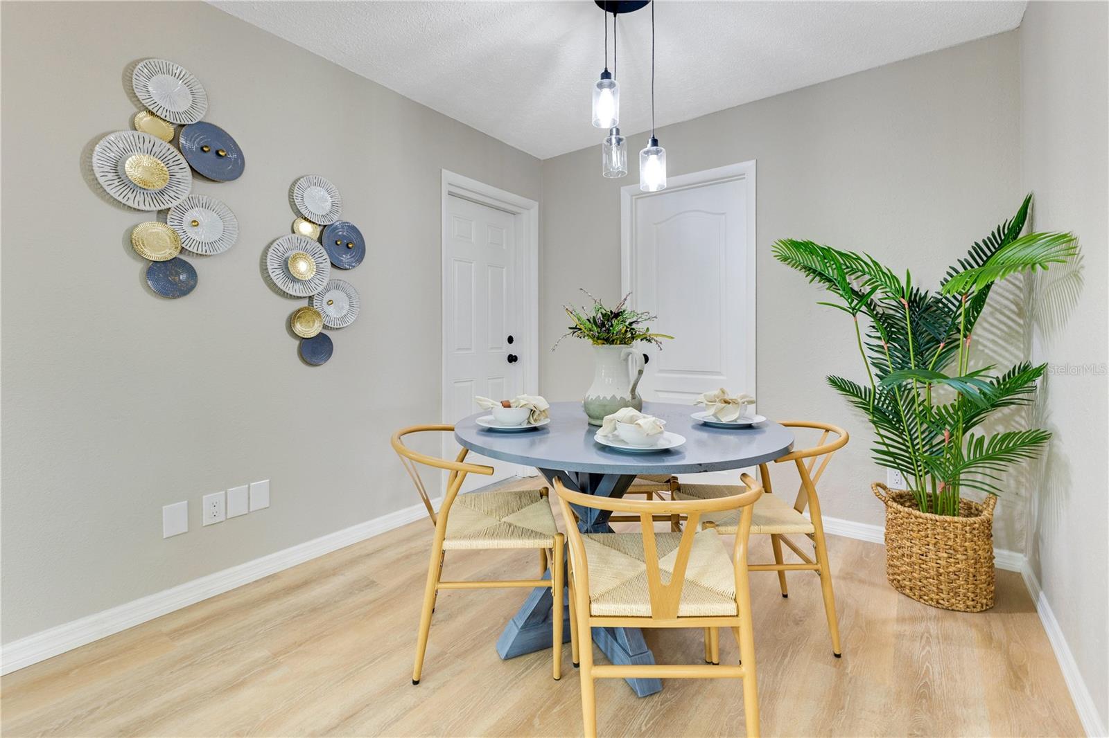 CARIBBEAN ISLES UNIT 01 - Residential