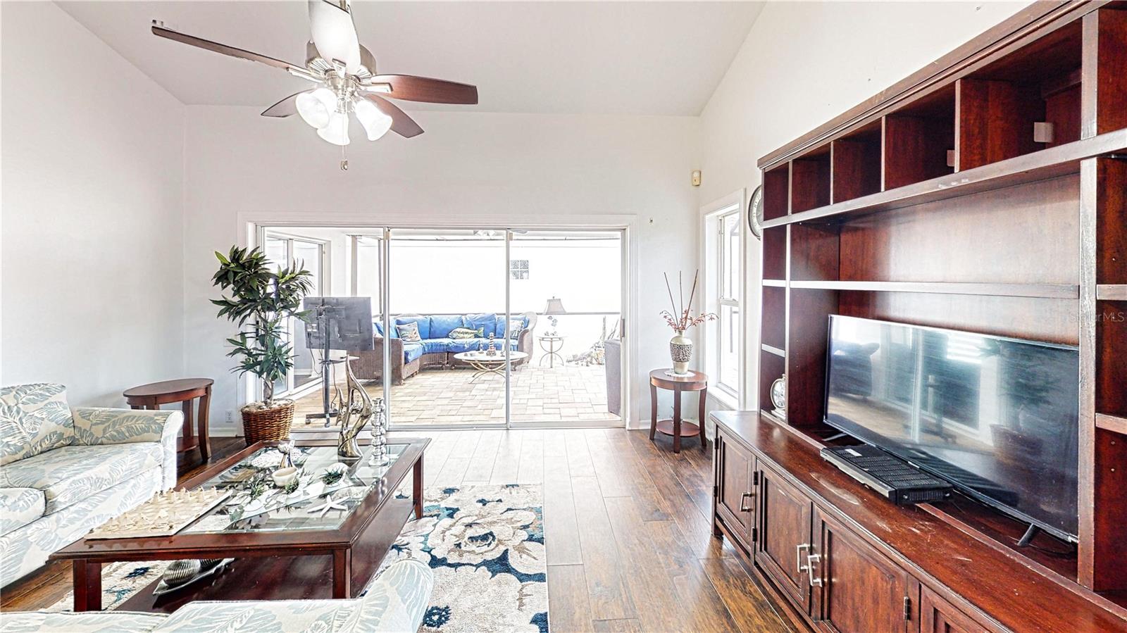 PERIDIA UNIT FOUR - Residential