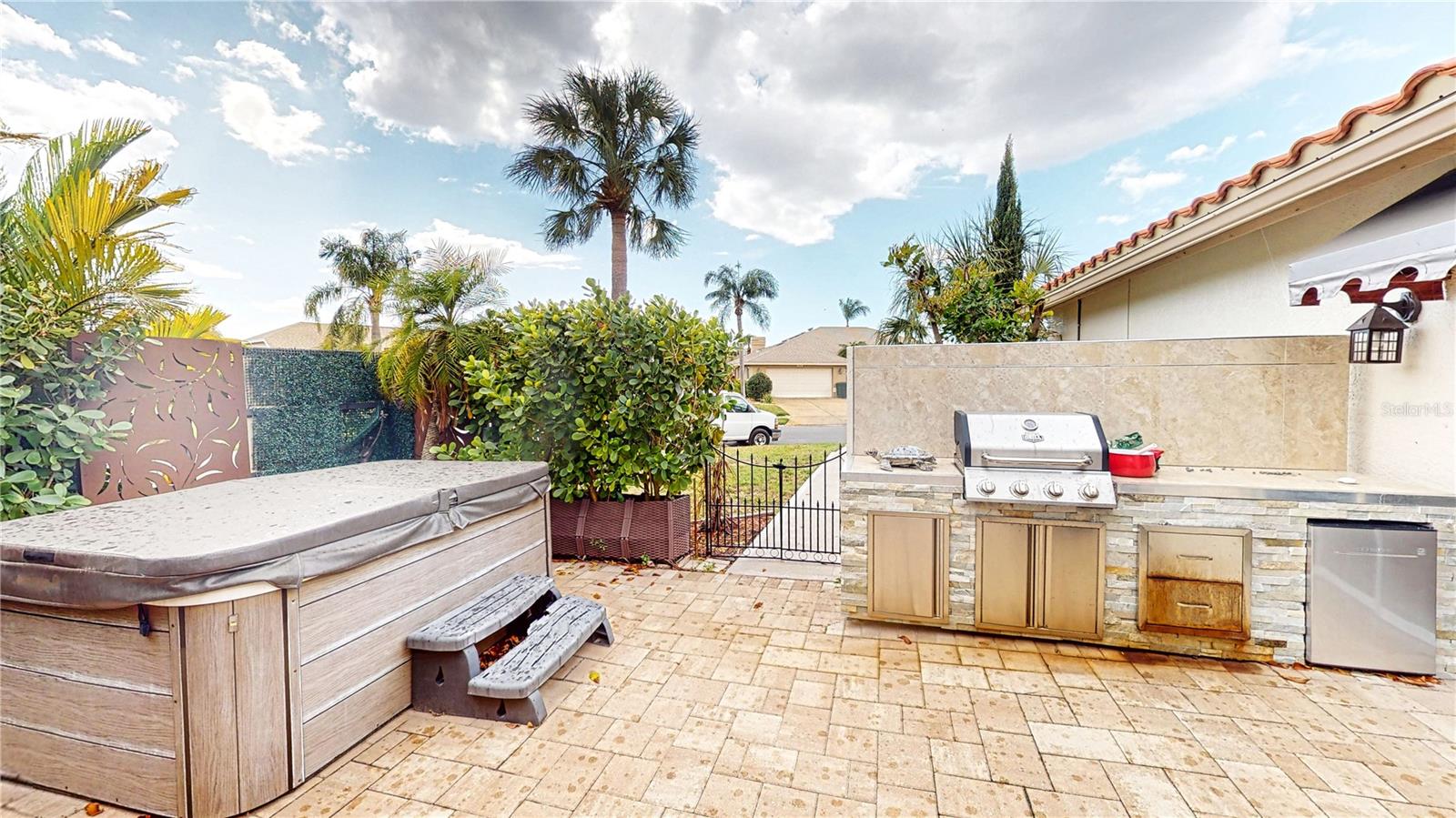 PERIDIA UNIT FOUR - Residential