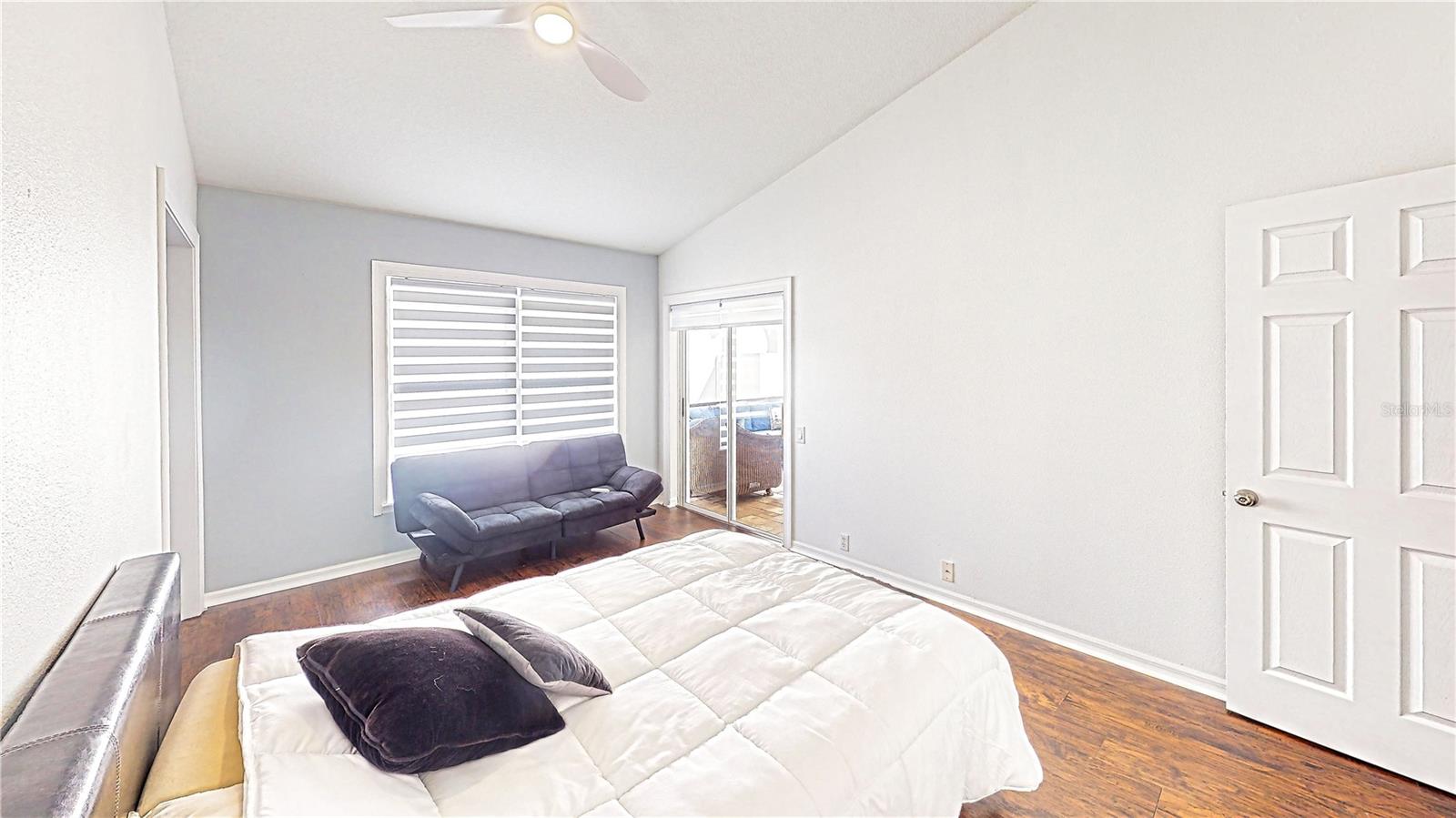 PERIDIA UNIT FOUR - Residential