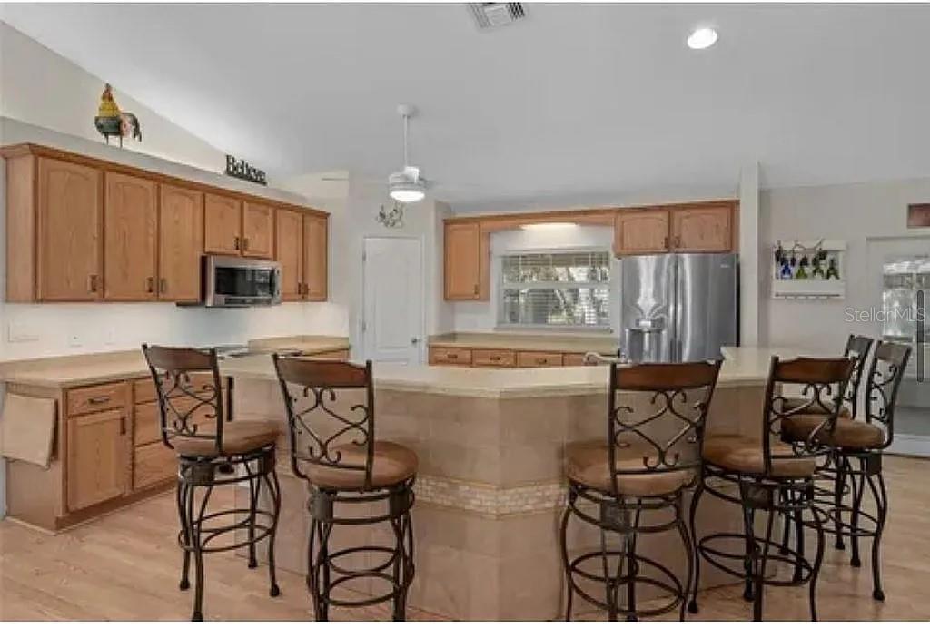 MAMMOTH GROVE - Residential