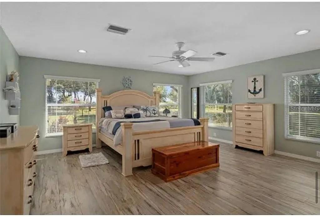 MAMMOTH GROVE - Residential