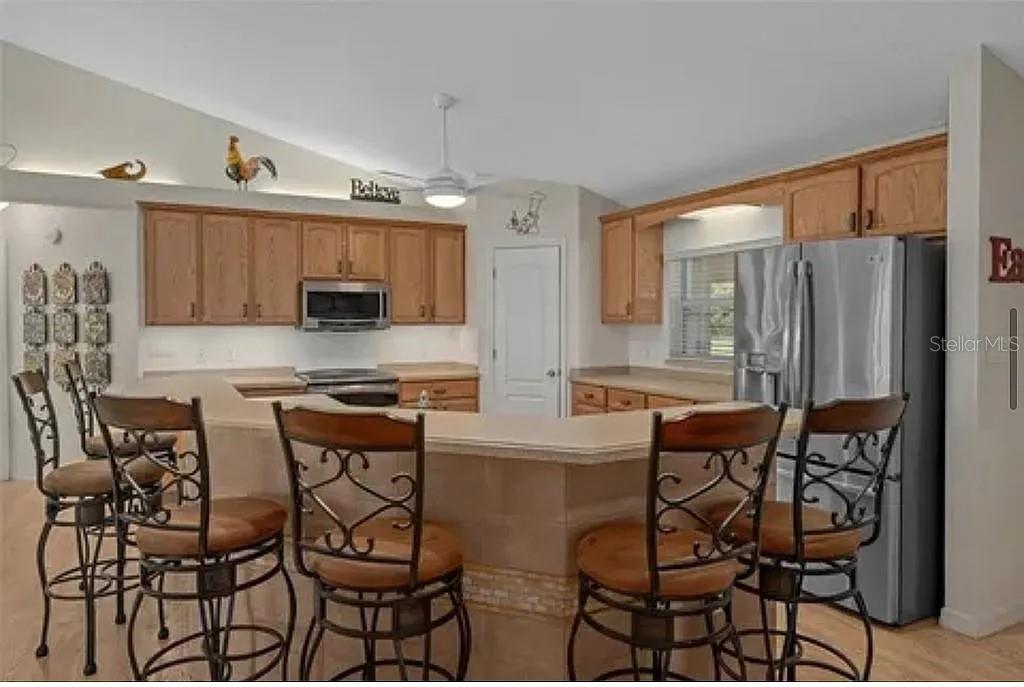 MAMMOTH GROVE - Residential