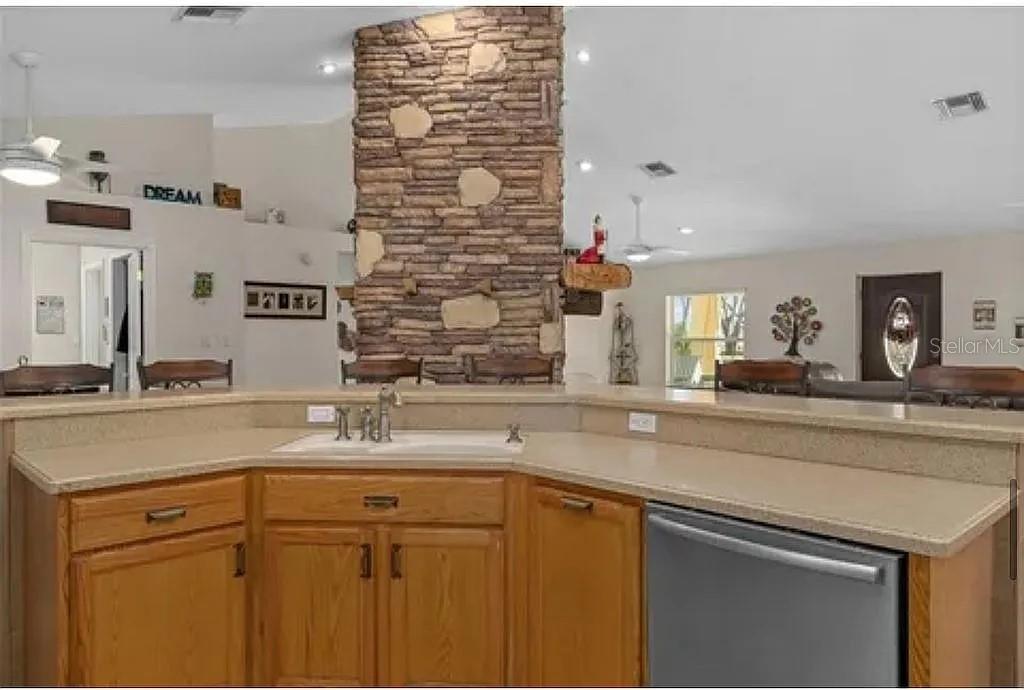 MAMMOTH GROVE - Residential