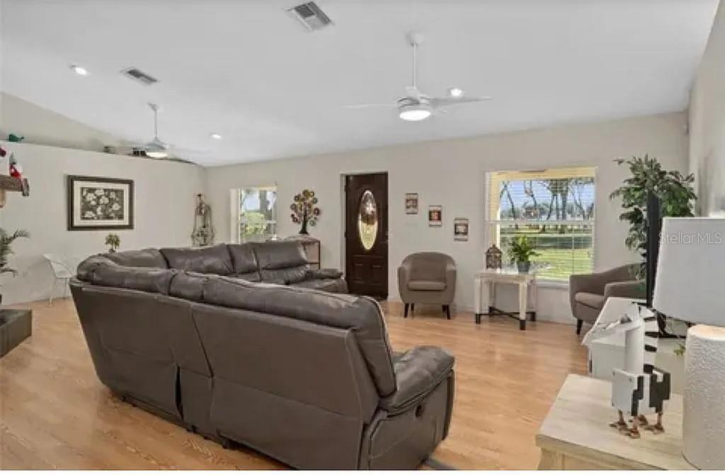 MAMMOTH GROVE - Residential