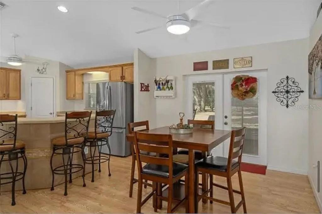 MAMMOTH GROVE - Residential