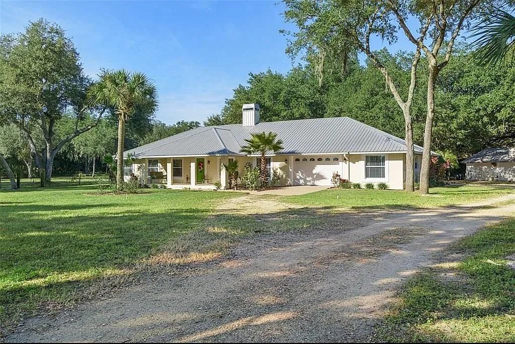 MAMMOTH GROVE - Residential