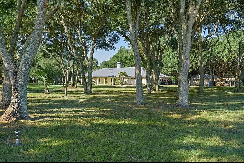 MAMMOTH GROVE - Residential