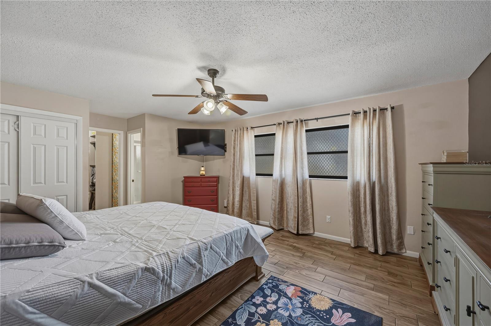 IMPERIAL SOUTHGATE - Residential