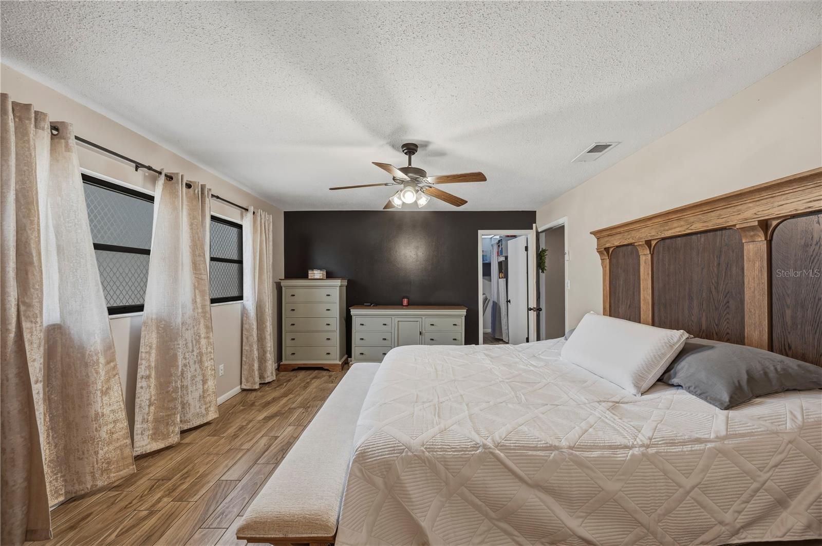 IMPERIAL SOUTHGATE - Residential