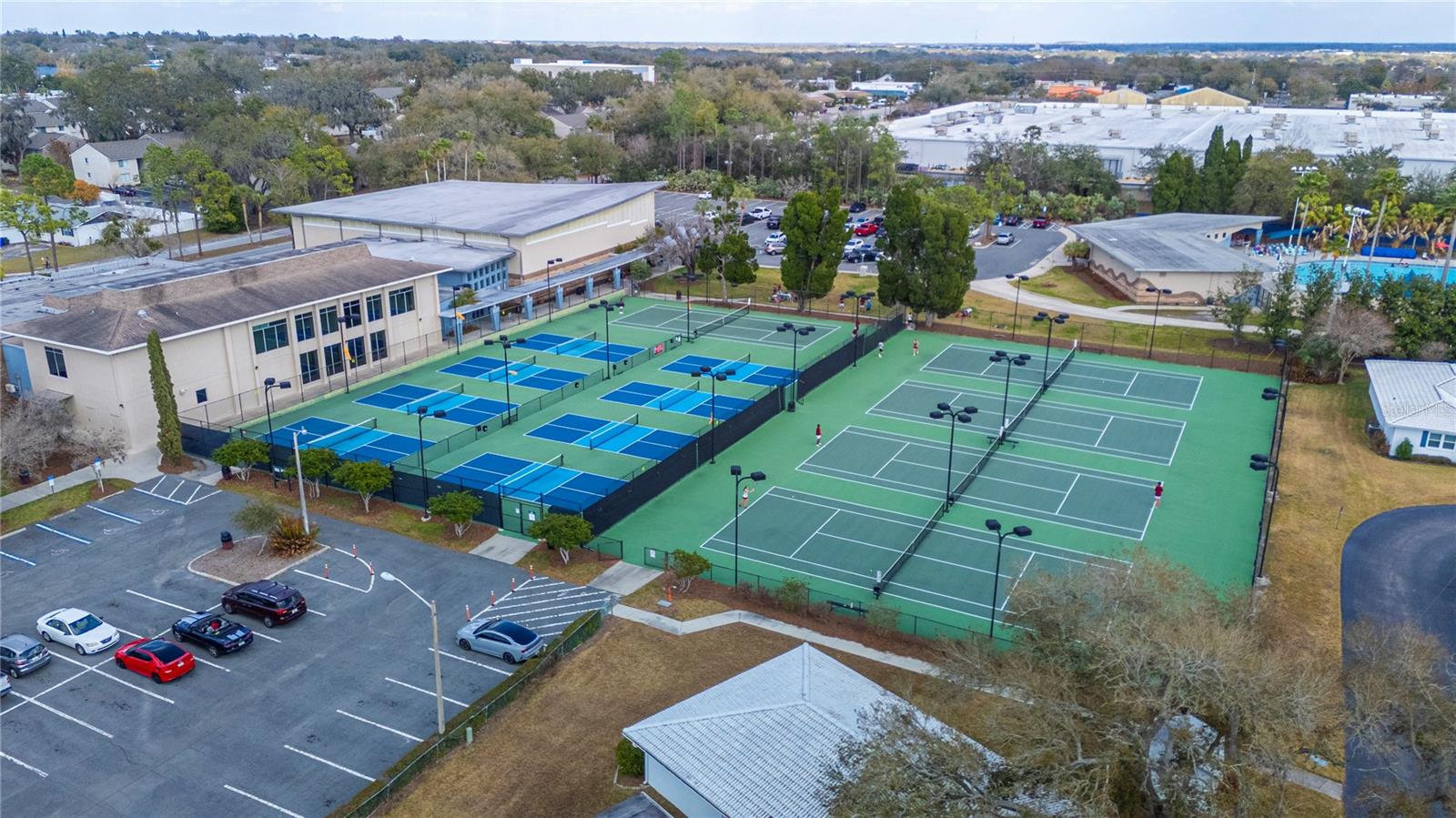 IMPERIAL SOUTHGATE - Residential