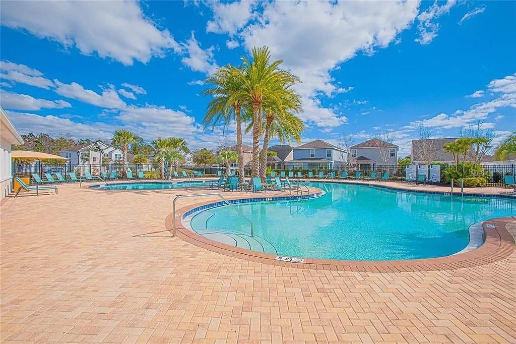 STOREY LAKE TR K - Residential