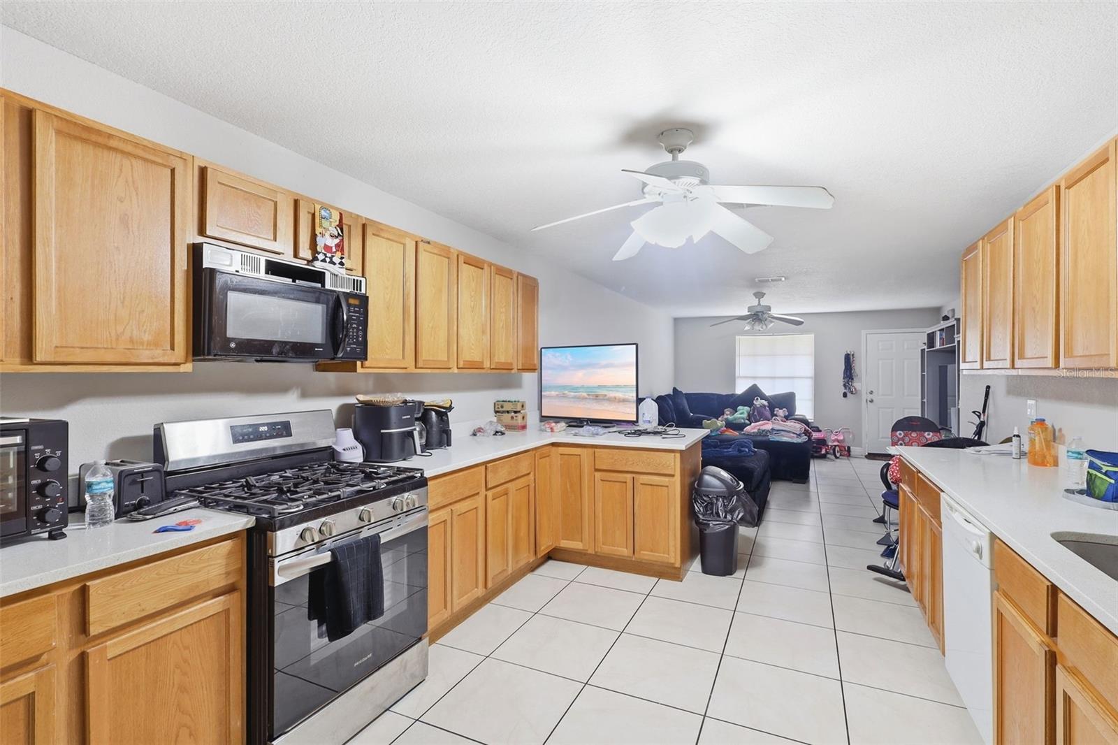 SAXON-MYERS REP PH 02 - Residential