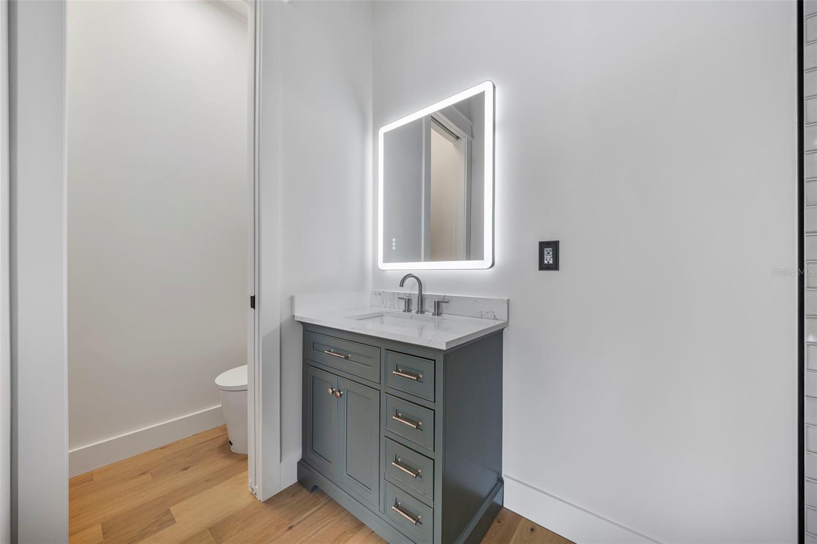 BEL MAR REV UNIT 9 REVI - Residential