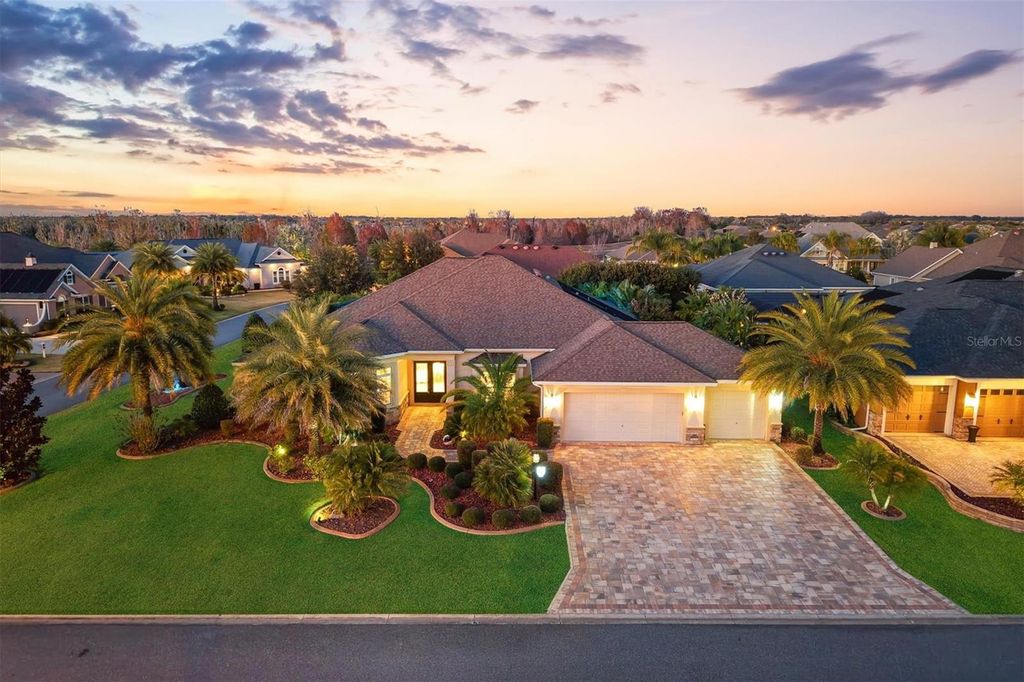 Photo of 849 Oakwood Street, The Villages, FL 32163 (MLS # G5107575)