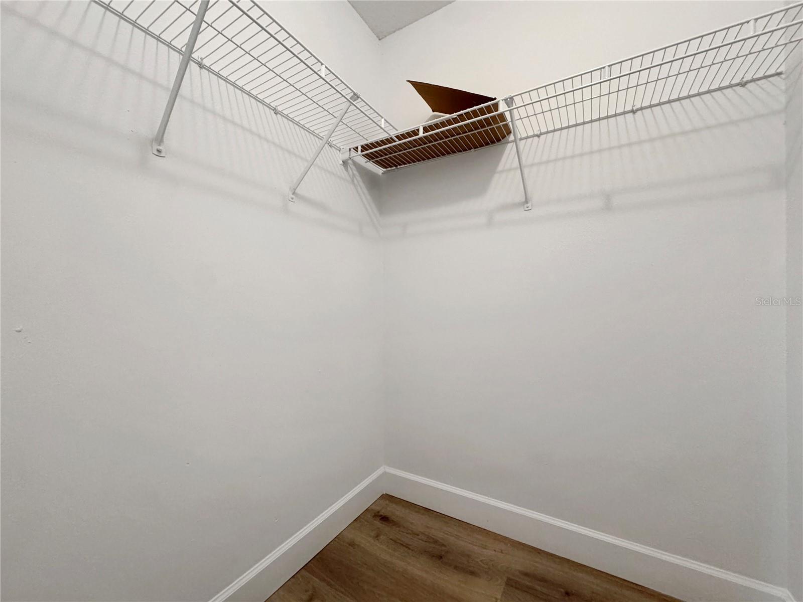 RIVER BLUFFS - Residential