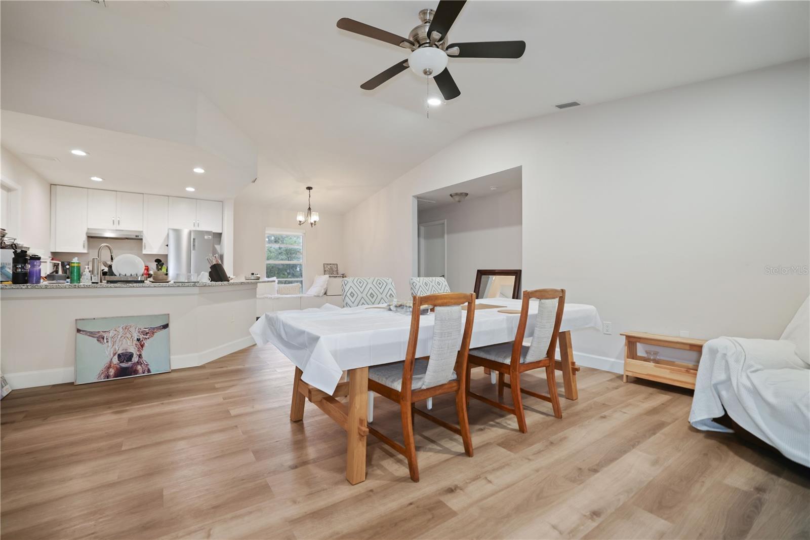 RIVER BLUFFS - Residential